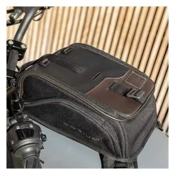 Givi CRM103 Magnetischer Tankbeutel CORIUM Range 8 Liter -Taschen und Koffer Verkäufe givi crm103 magnetischer tankbeutel corium range 8 liter 125053