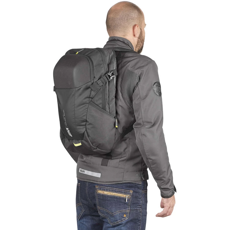 Givi EA129 15 Liter Motorradrucksack 2 Givi EA129 15 Liter Motorradrucksack – Bild 2